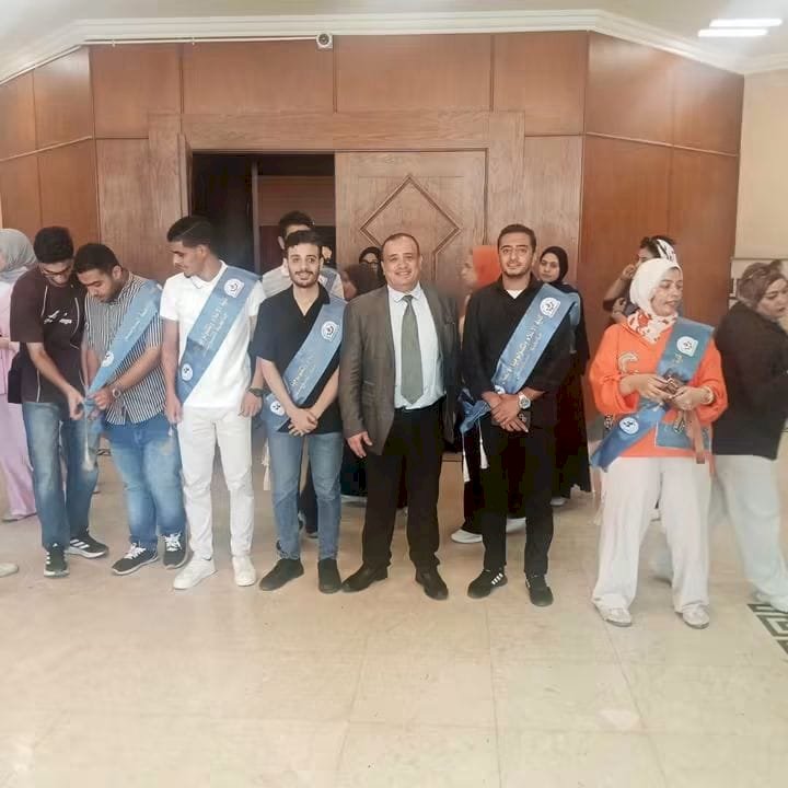 طلاب إعلام السويس يشاركون في الندوة التثقيفية في الاحتفال بالعيد القومي لمحافظة السويس