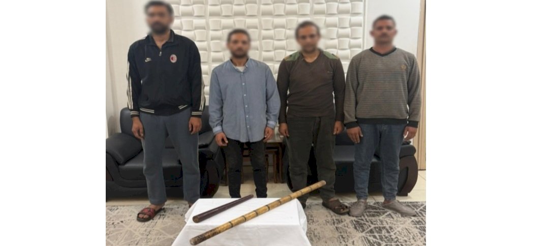 القبض علي ثلاثة عمال لقيامهم بالتعدي بالضرب بعصا علي آخر لخلافات اولوية الشراء من محل بكفر الشيخ