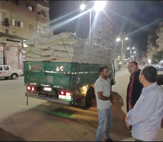 تموين بندر دسوق يحبط تهريب 8 أطنان نخالة مدعمة