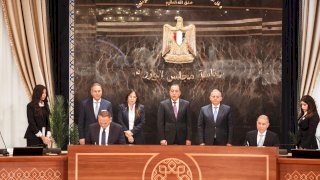 لدعم التنمية الاقتصادية البنك الأهلي المصري وبنك مصر يوقعان عقد مع هايد بارك للتطوير العقاري
