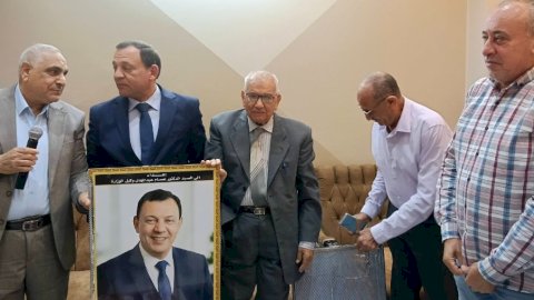 نقيب المعلمين يقدم التهنئة لوكيل الوزارة الجديد