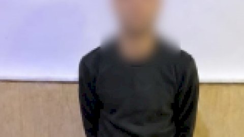 ضبط عاطل لقيامه بسرقة حقيبة مندوب مبيعات بالاسكندرية