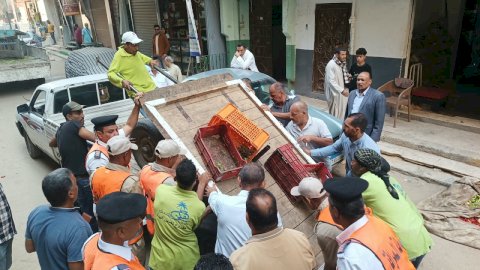 تحرير 10 محاضر اشغال ونظافة ومصادرة 76 مضبوطات متنوعة في حملة مكبرة بحي شرق بسوهاج