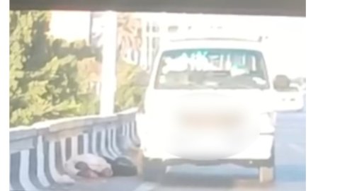 النيابة تتولي التحقيق في وفاة مدير حسابات عثر عليه بجانب احد الطرق بالجيزة