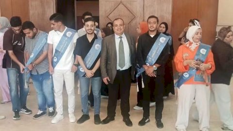 طلاب إعلام السويس يشاركون في الندوة التثقيفية في الاحتفال بالعيد القومي لمحافظة السويس
