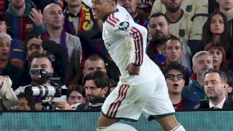 ريال مدريد  يحسم كلاسيكو الأرض لصالحه ويوقف انتصارات برشلونه