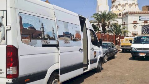 محافظ سوهاج: تكثيف نشاط المراكز التكنولوجية المتنقلة وتسهيل الإجراءات على المواطنين