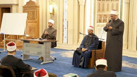 وزير الأوقاف يفتتح دورة تدريبية جديدة من مسجد العزيز الحكيم بالمقطم